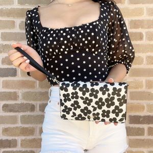 Kate Spade Graphics Clutch Wallet Wristlet Multi New Black White Floral